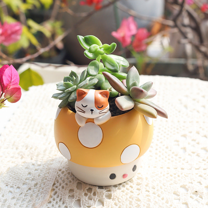Little Forest Den Mushroom House Planter - Whimsical Resin Pet Pot for Succulents & Cacti, Adorable Desk Decor